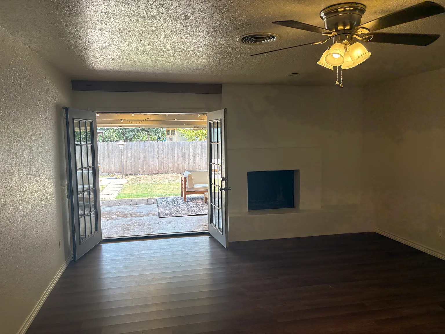 4 bed, 1774 sqft, $2,700 — Photo 3