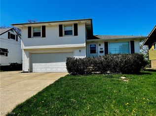 19751 Upper Terrace Dr, Euclid, OH 44117