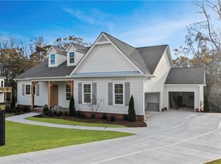 281 Red Gate Dr, Canton, GA 30115