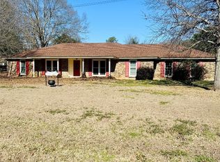 35 New Bingham Dr, Wetumpka, AL 36093