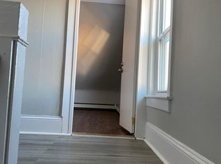 238 Magnolia St #3, Providence, RI 02909