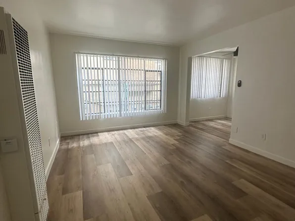 5841 Virginia Ave #2, Los Angeles, CA 90038