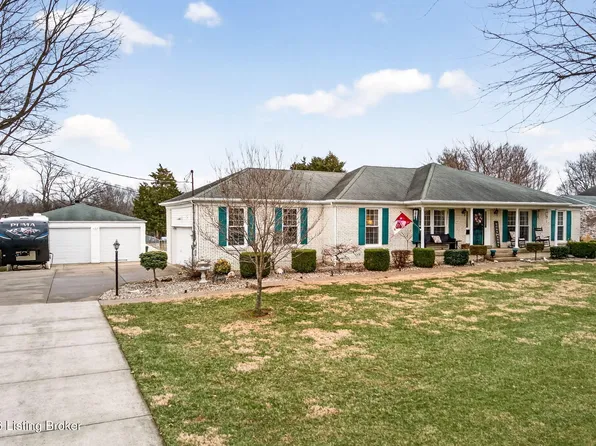 4809 Fox Chase Dr, Shepherdsville, KY 40165