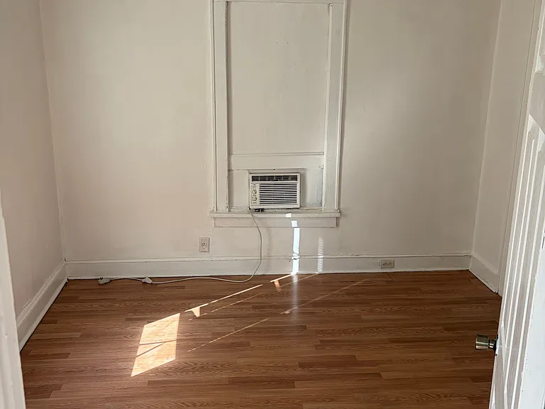 148 E Herndon St #148 — Photo 9