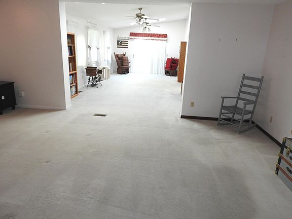 3rd image of 1336 Wilhelmina Dr