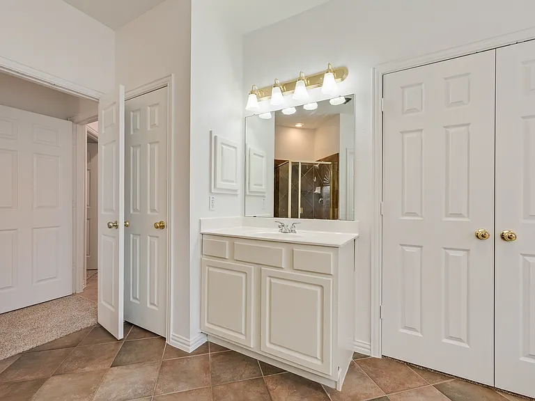 3104 Angus Dr — Photo 21