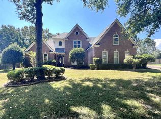 560 Windsor Park Cv, Collierville, TN 38017