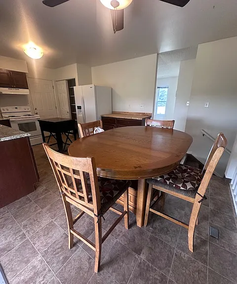2300 Cotswold Ct — Photo 9