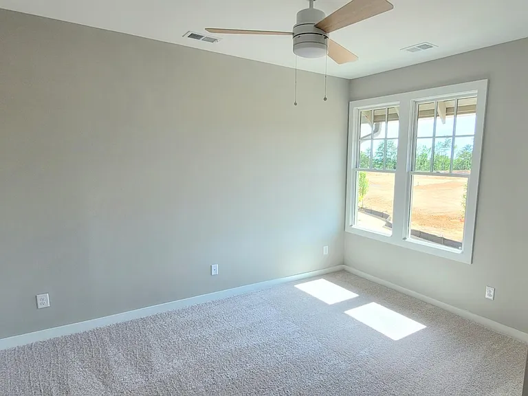 4638 Everlee Pkwy — Photo 12