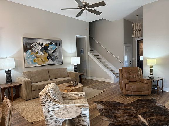 4th image of 751 Jaxon Cv