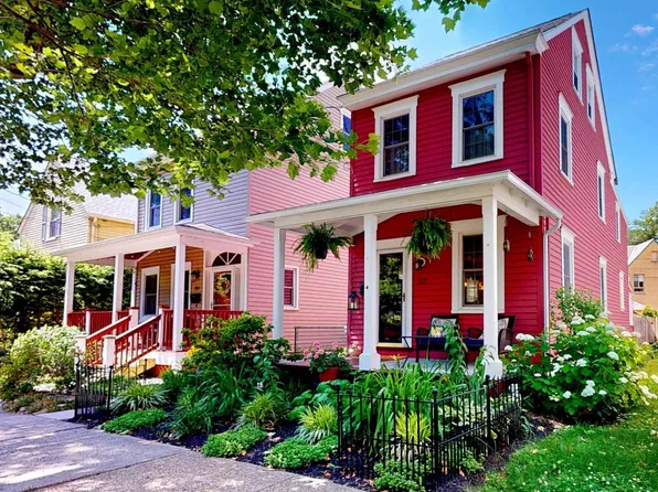 312 Penn St, Riverton, NJ 08077