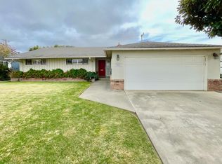 925 Crespi Way, Salinas, CA 93901