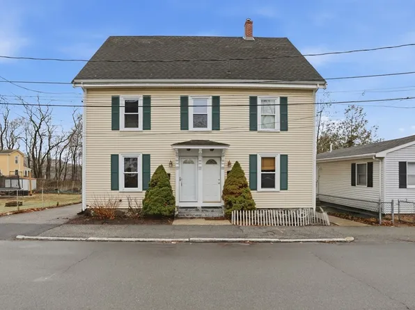 18-20 Buck St #1, Woburn, MA 01801
