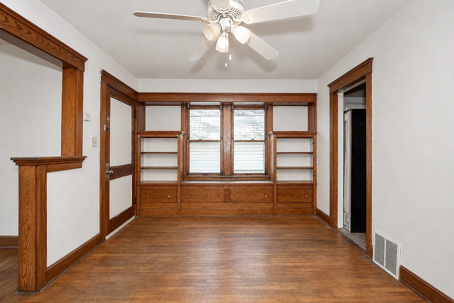2 bed, 1400 sqft, $1,197 — Photo 4