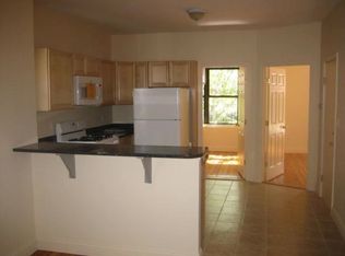 210 Highland Ave, Somerville, MA 02143