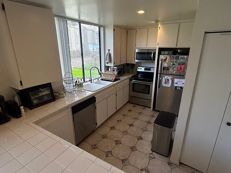 675 S Sierra Ave #37 — Photo 9