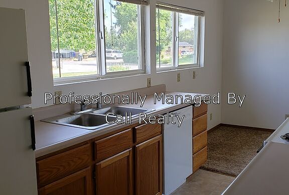 3rd image of 8417 E Mansfield Ave