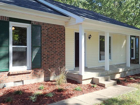 2nd image of 505 Aspen Dr