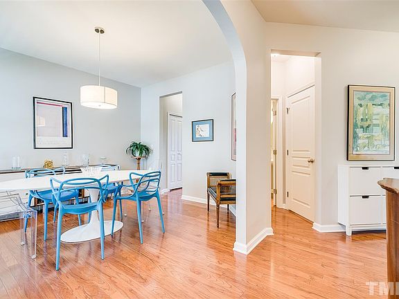 3rd image of 2819 Prospect Pkwy