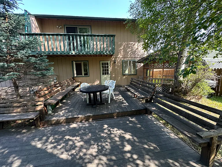 6130 Blackberry St — Photo 21
