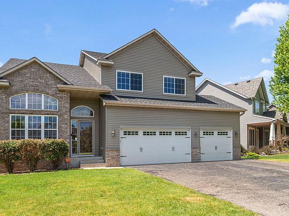 2nd image of 2810 White Eagle Dr