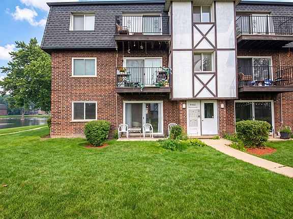 2nd image of 9461 Bay Colony Dr APT 1S