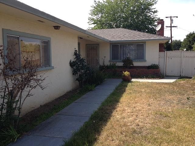 2nd image of 1220 Gloria Dr