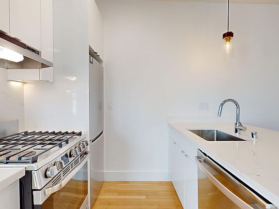 5th image of 4005 California St #6