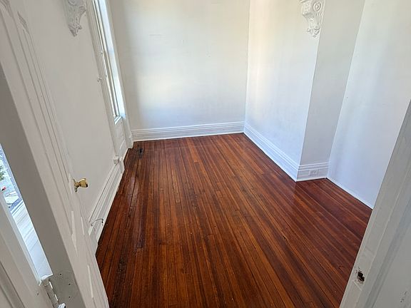 2nd image of 42 Ontario St #2