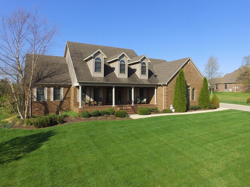 1st image of 214 Crimson Dr