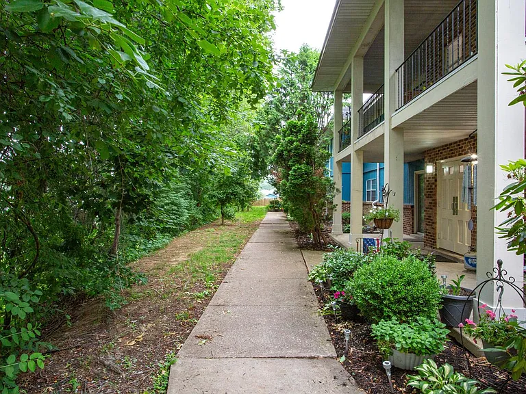 957 Avila Rd — Photo 41