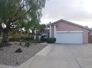 1402 Red Bark Rd, Escondido, CA 92029