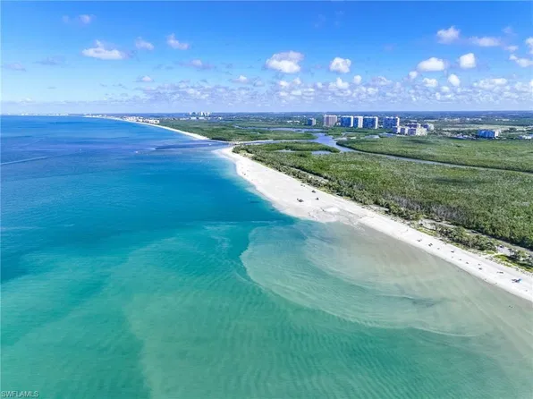 17 Bluebill AVE #1005, NAPLES, FL 34108