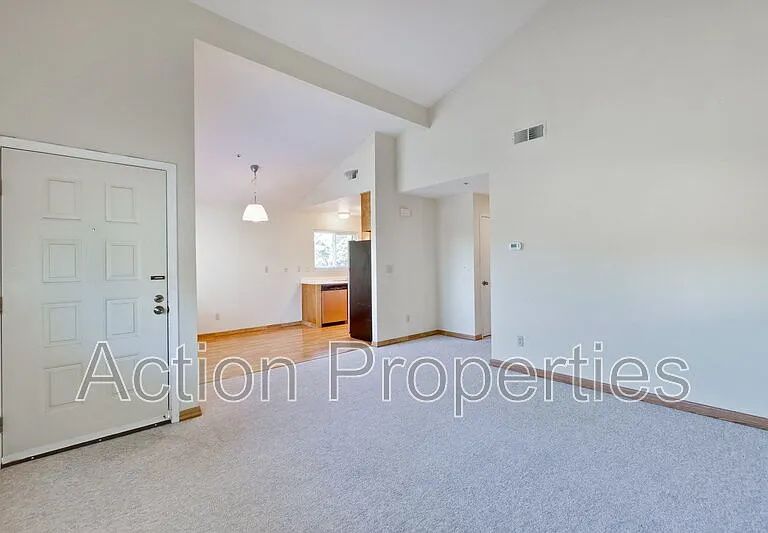 180 Albacore Ln — Photo 3