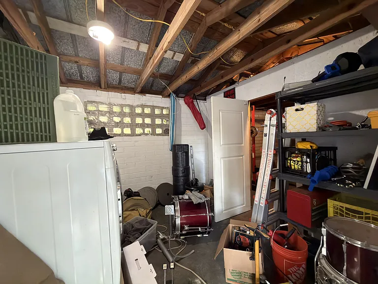 1424 NW 6th Pl — Photo 14