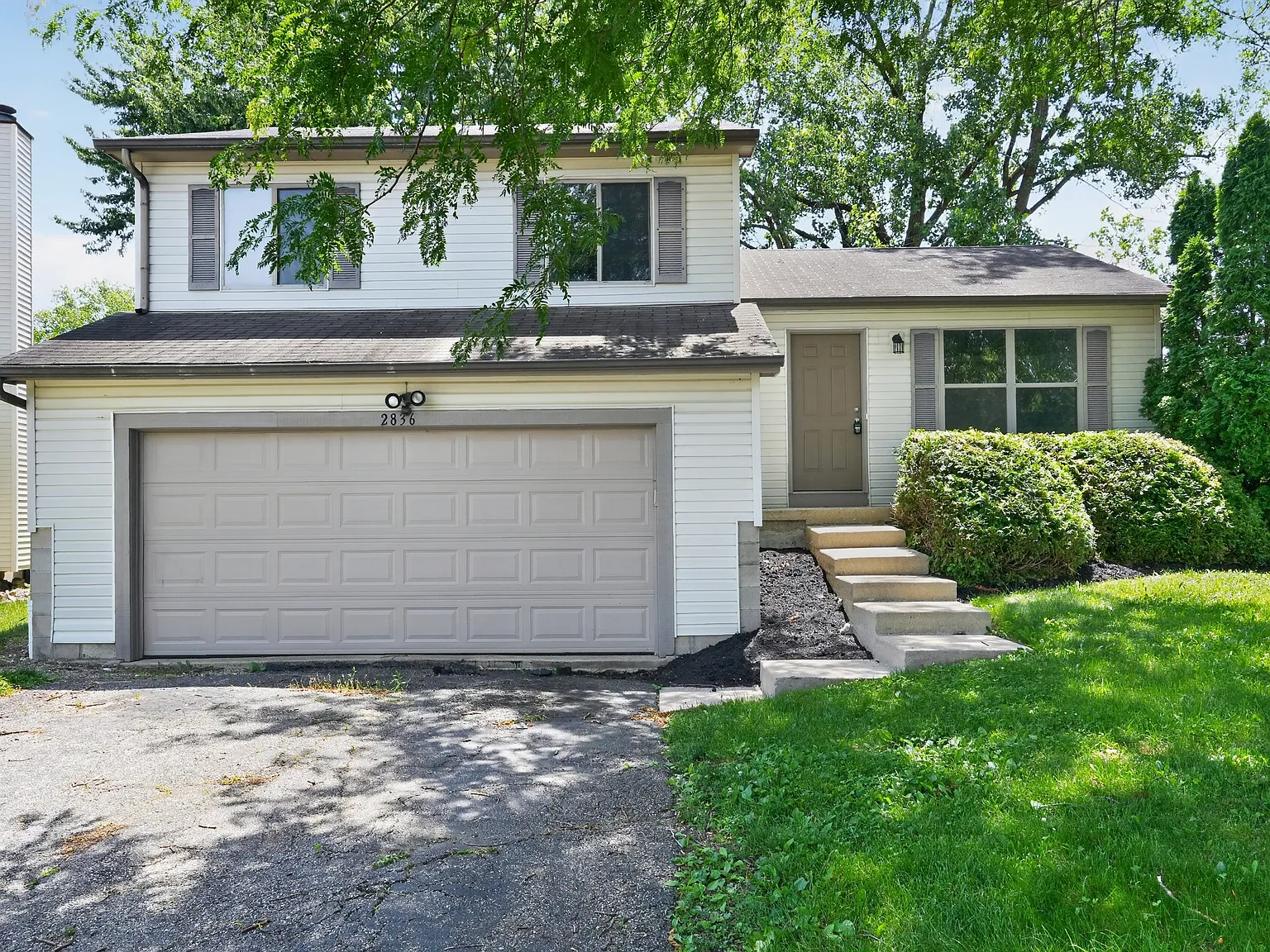 3 bed, 1412 sqft, $2,370 — Photo 1