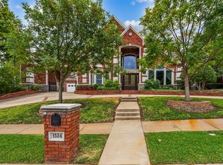 1524 Hunters Ridge Cir, Denton, TX 76205