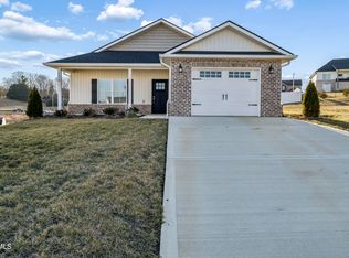 1070 Cabot Cv, Jonesborough, TN 37659