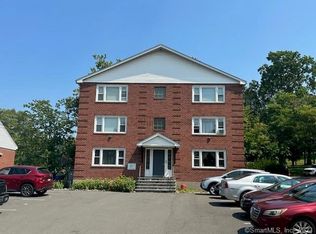 22 Park Pl APT 3F, New Britain, CT 06052
