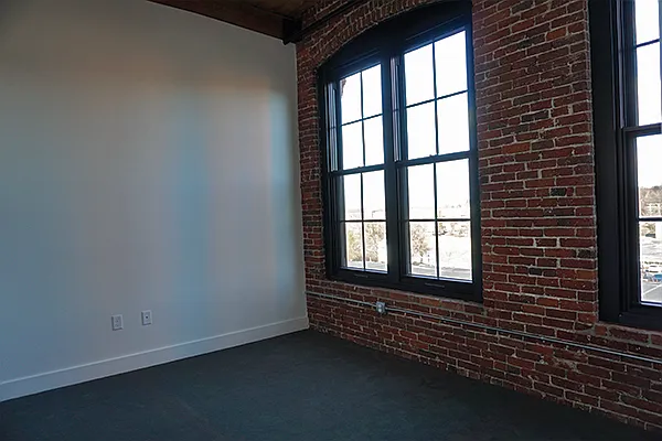 1 bed, 1.0 bath, 584 sqft, $2,175 — Photo 3
