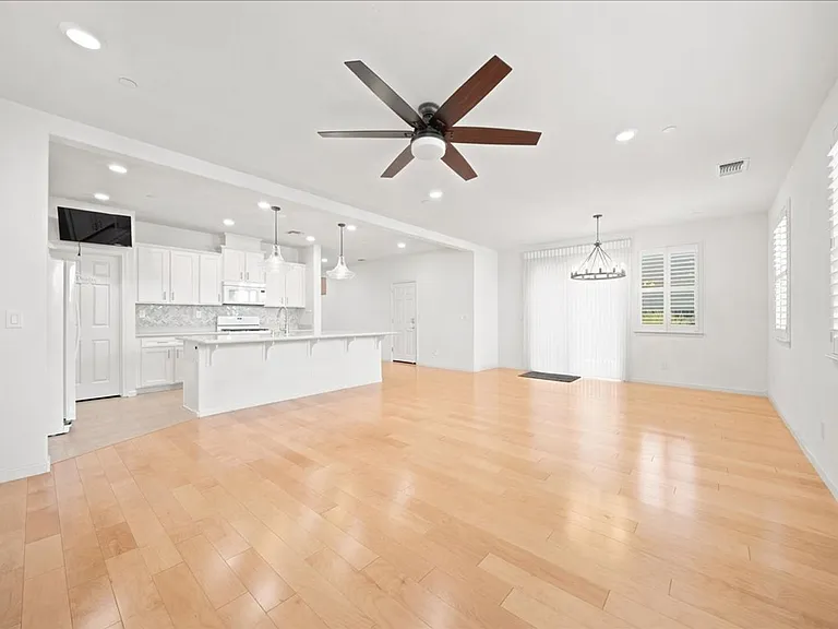 15 Bannock Glen Pl — Photo 11