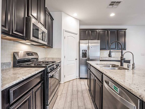 5th image of 10750 Yarmouth Bay Ct