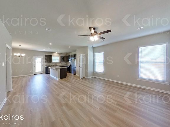 2nd image of 11582 Regal St