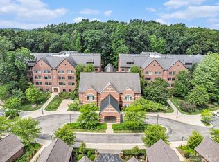 827 Asa Gray Dr, Ann Arbor, MI