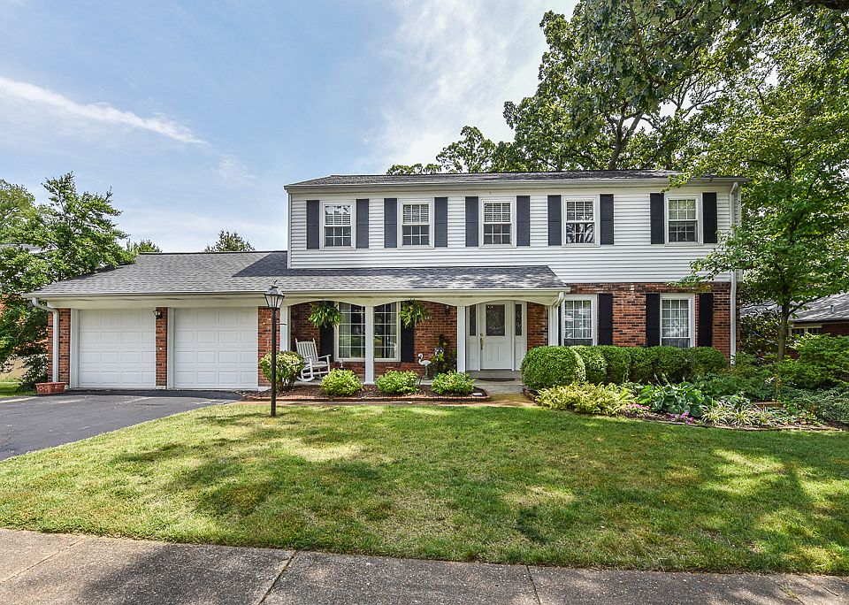 Gorgeous 2 Story!