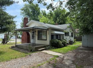 21738 Evergreen St, Saint Clair Shores, MI 48082