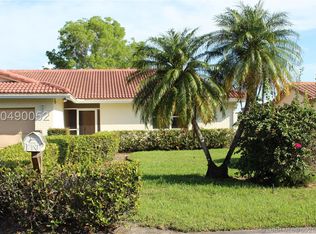 10425 NW 70th Ct, Tamarac, FL 33321