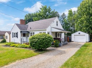 359 W Summit St, Barberton, OH