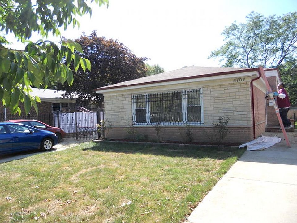 1st image of 4707 W Peterson Ave