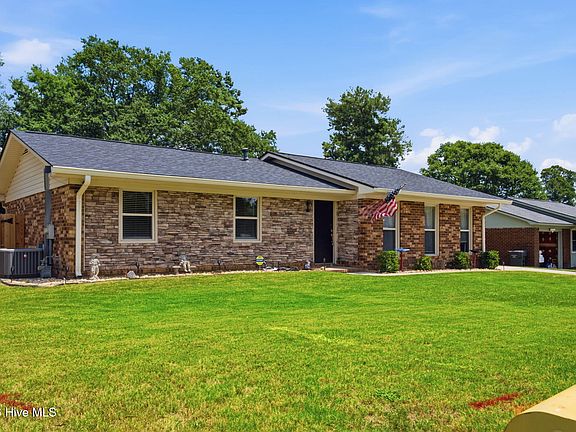 3rd image of 268 Hinman Drive
